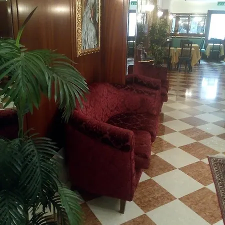 Hotel Diana Benátky