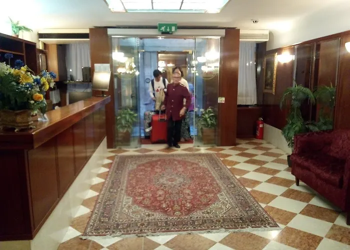 Diana Hotel Venice