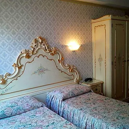 Diana Otel