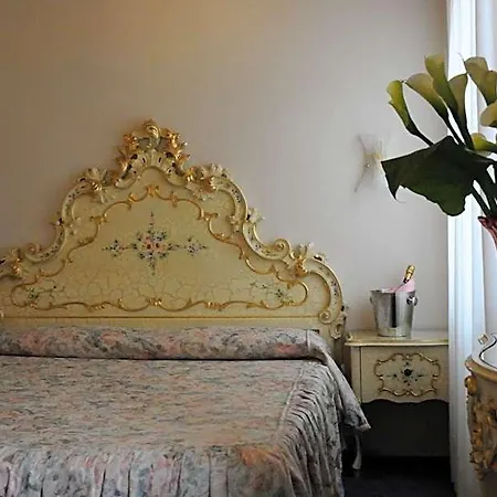 Otel Diana