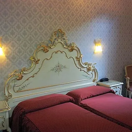 Diana Otel