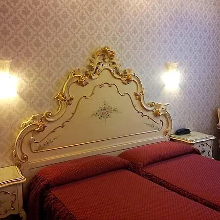 Diana Otel Venedik