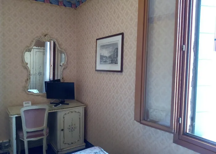 Diana Hotel