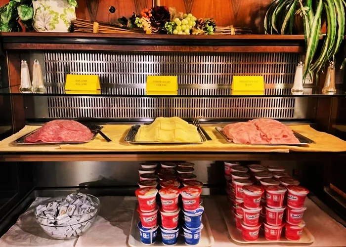 호텔 다이아나 3*